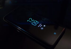 cara merawat layar super amoled