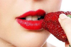 Mencerahkan Bibir
