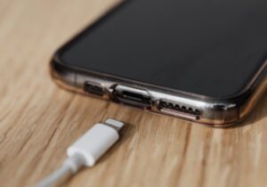 Cara Menjaga Baterai Smartphone Awet dan Optimal