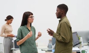 Komunikasi Verbal Dan Nonverbal